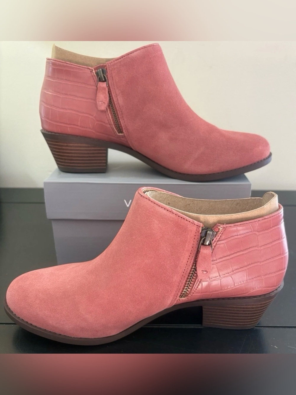 Vionic Marissa Ankle Boot Dusty Rose Leather Water Repellent Womens Size 9 Wide